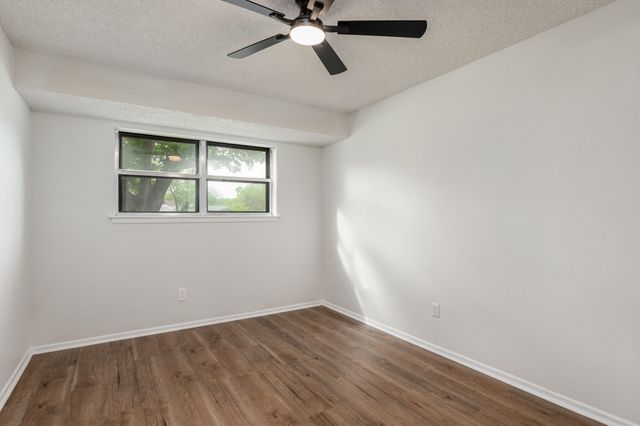 404 Southern Court, Saginaw, TX 76179