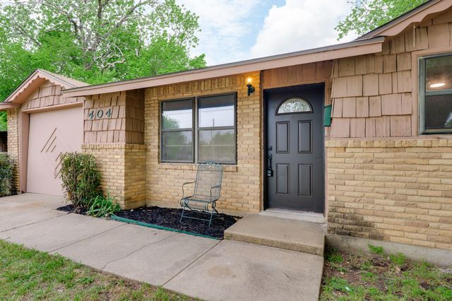 404 Southern Court, Saginaw, TX 76179