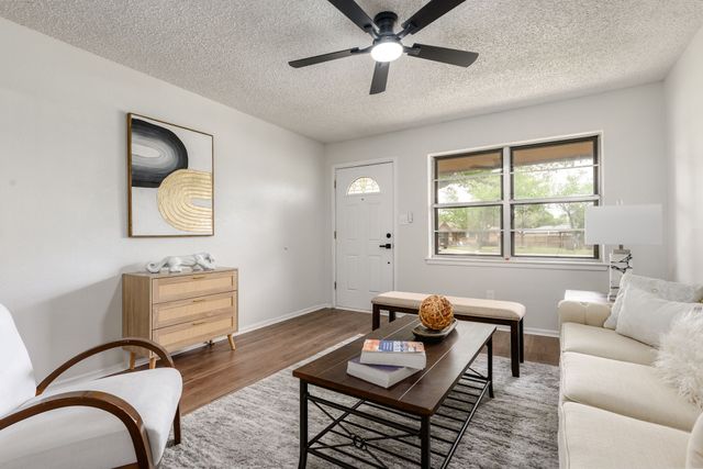 404 Southern Court, Saginaw, TX 76179