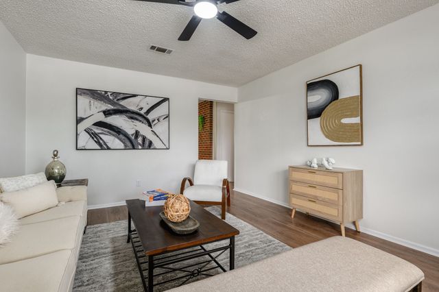 404 Southern Court, Saginaw, TX 76179