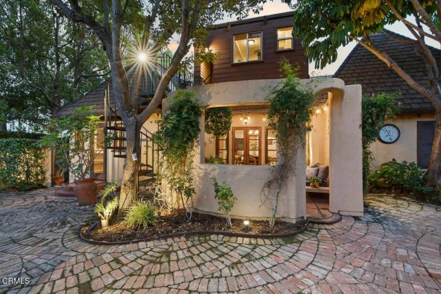 2285 E Orange Grove Boulevard, Pasadena, CA 91104