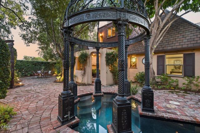 2285 E Orange Grove Boulevard, Pasadena, CA 91104