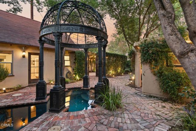 2285 E Orange Grove Boulevard, Pasadena, CA 91104