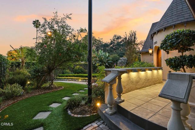 2285 E Orange Grove Boulevard, Pasadena, CA 91104
