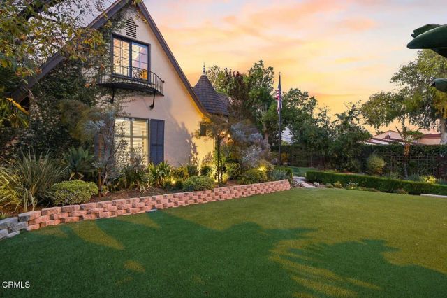 2285 E Orange Grove Boulevard, Pasadena, CA 91104