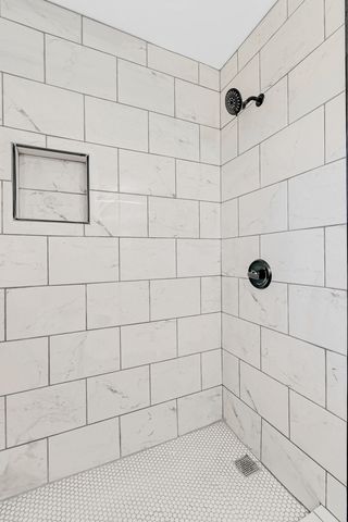 17015 Annetta Avenue, Hazel Crest, IL 60429