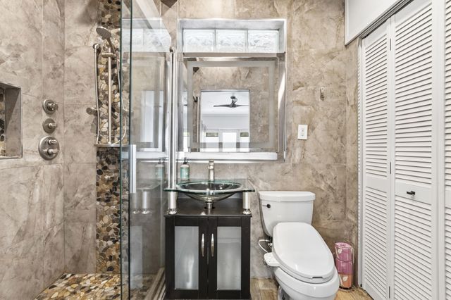 1400 NE 17th Avenue, Fort Lauderdale, FL 33304