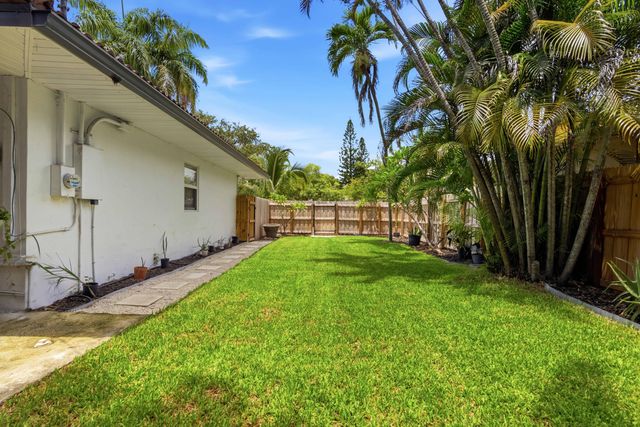 1400 NE 17th Avenue, Fort Lauderdale, FL 33304