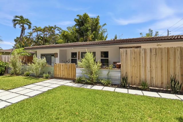 1400 NE 17th Avenue, Fort Lauderdale, FL 33304