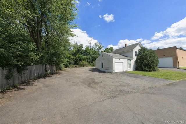 4 Tallman Place, Suffern, NY 10901