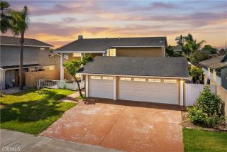 8712 Bellmead Drive, Huntington Beach, CA 92646