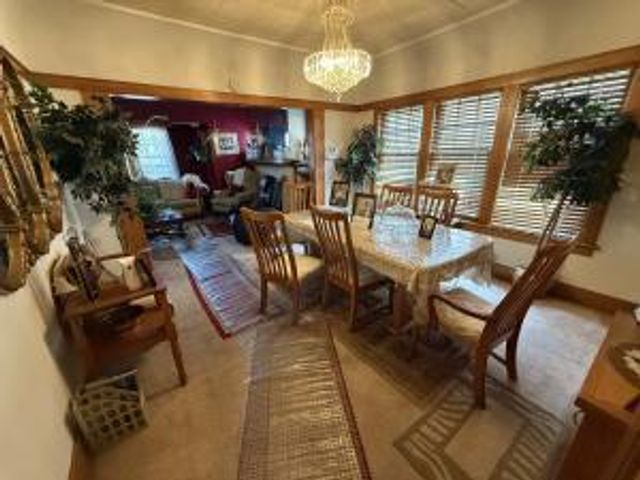 2915 N 38th STREET, Milwaukee, WI 53210