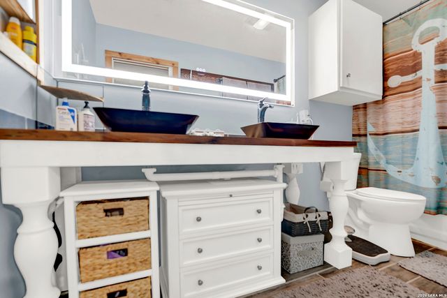 309 & 314 Sunset, Lakehills, TX 78063