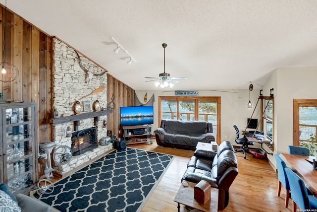 309 & 314 Sunset, Lakehills, TX 78063