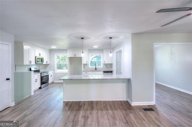 2538 Three Bars Drive, Grayson, GA 30017
