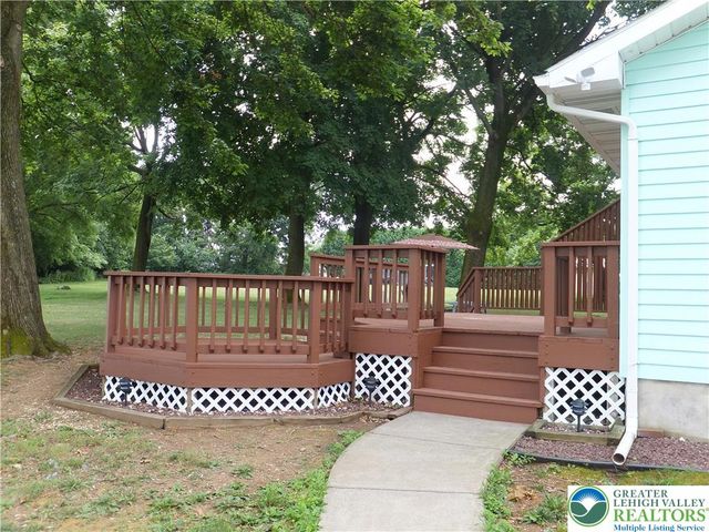 8368 Seemsville Road, East Allen Twp, PA 18067