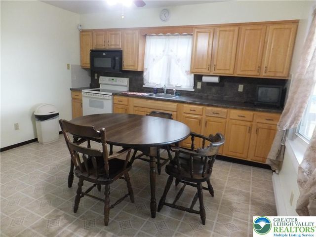 8368 Seemsville Road, East Allen Twp, PA 18067