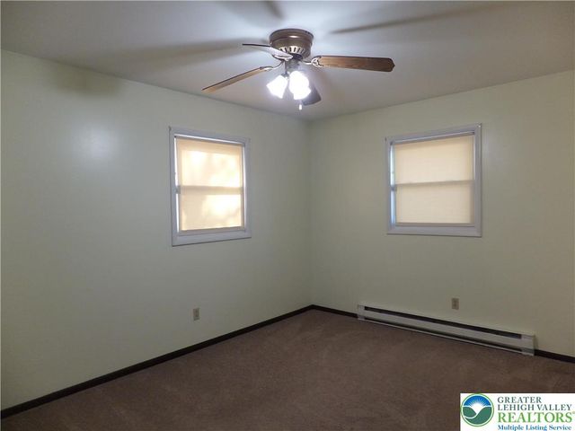 8368 Seemsville Road, East Allen Twp, PA 18067