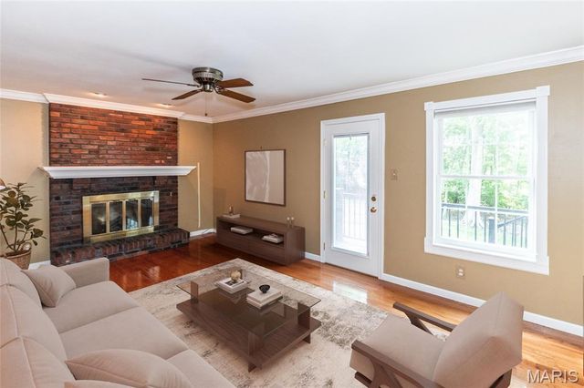 6564 Suson Woods Drive, St Louis, MO 63128