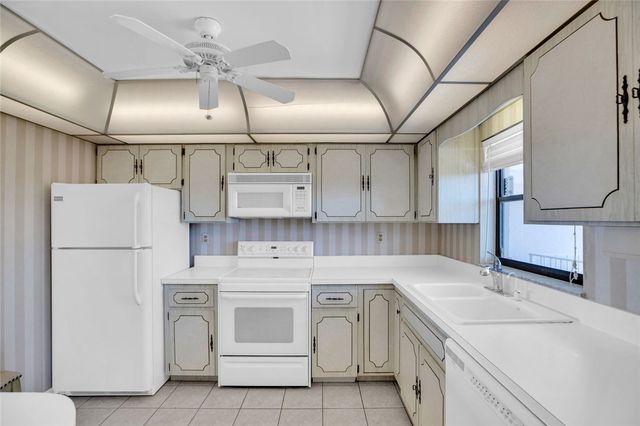 5300 Highway A1a None 404, Indian River Shores, FL 32963