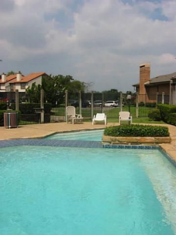 2610 Lakehill Lane 4D, Carrollton, TX 75006