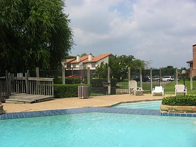 2610 Lakehill Lane 4D, Carrollton, TX 75006