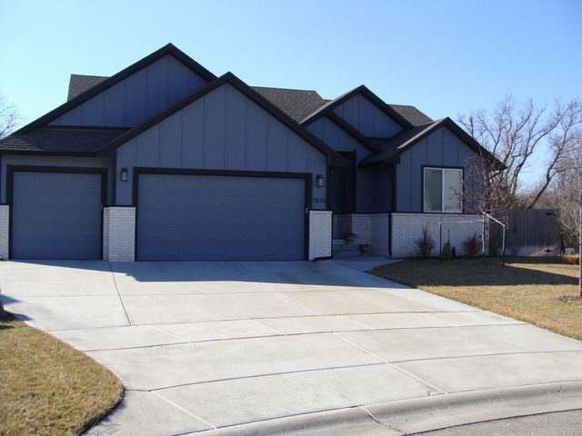 1815 S Teakwood Ct, Wichita, KS 67230