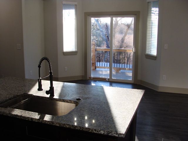 1815 S Teakwood Ct, Wichita, KS 67230