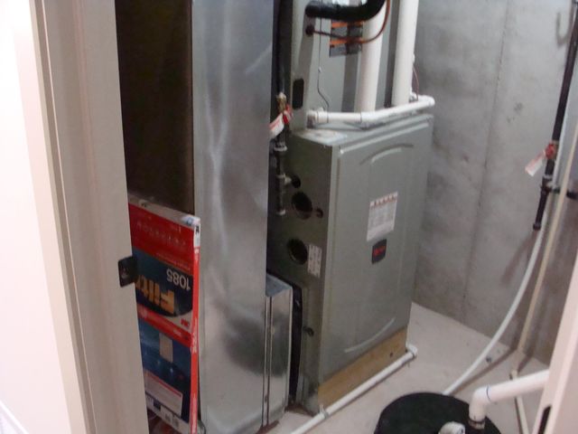 1815 S Teakwood Ct, Wichita, KS 67230