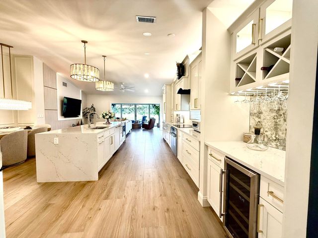 1770 NW 22nd Avenue, Delray Beach, FL 33445