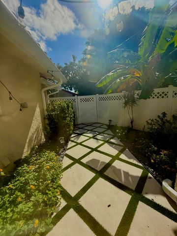 1770 NW 22nd Avenue, Delray Beach, FL 33445