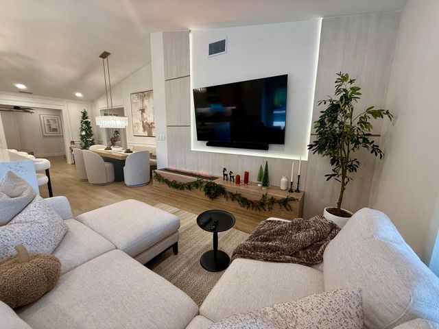 1770 NW 22nd Avenue, Delray Beach, FL 33445