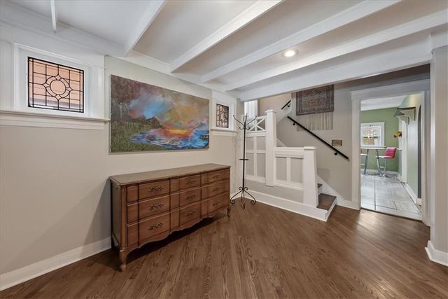 3709 Walnut Street, Kansas City, MO 64111