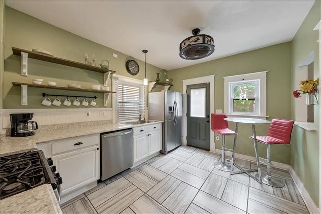 3709 Walnut Street, Kansas City, MO 64111