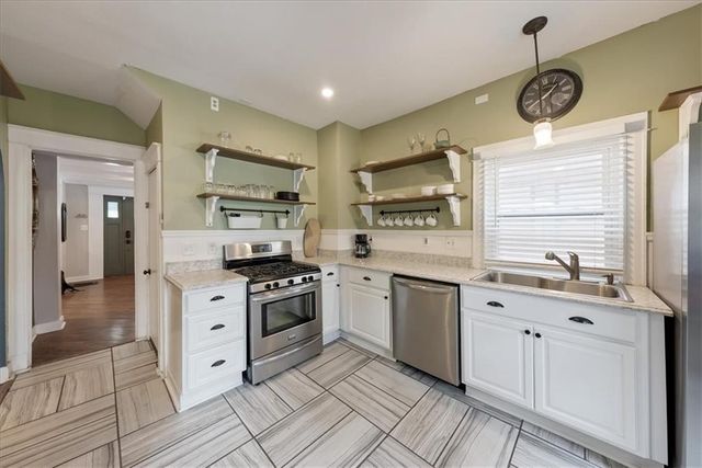 3709 Walnut Street, Kansas City, MO 64111