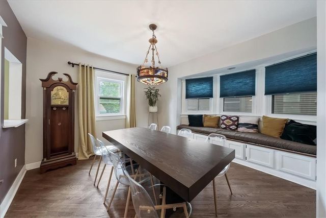 3709 Walnut Street, Kansas City, MO 64111