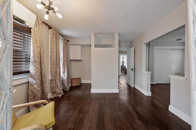 3709 Walnut Street, Kansas City, MO 64111