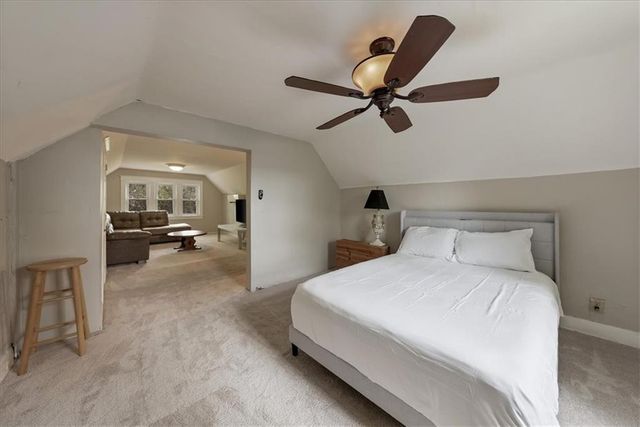 3709 Walnut Street, Kansas City, MO 64111