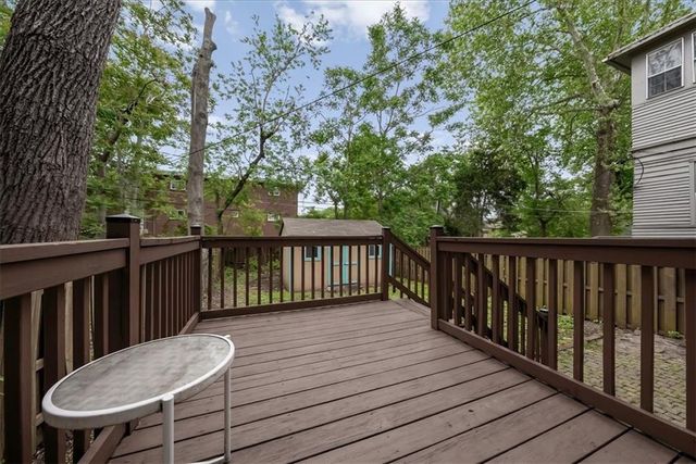 3709 Walnut Street, Kansas City, MO 64111