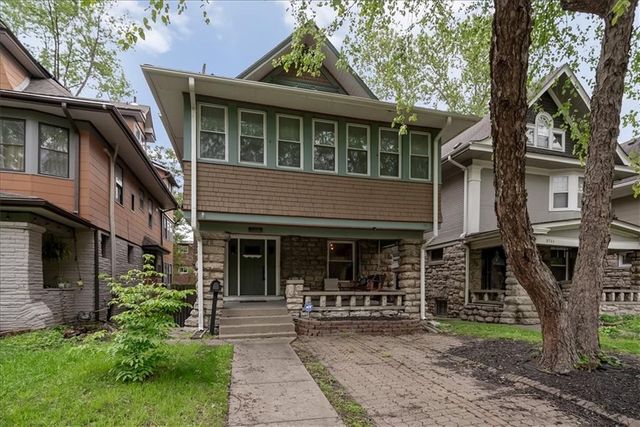 3709 Walnut Street, Kansas City, MO 64111