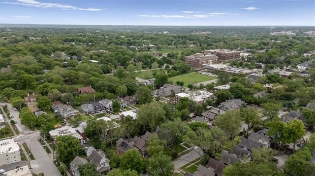 3709 Walnut Street, Kansas City, MO 64111