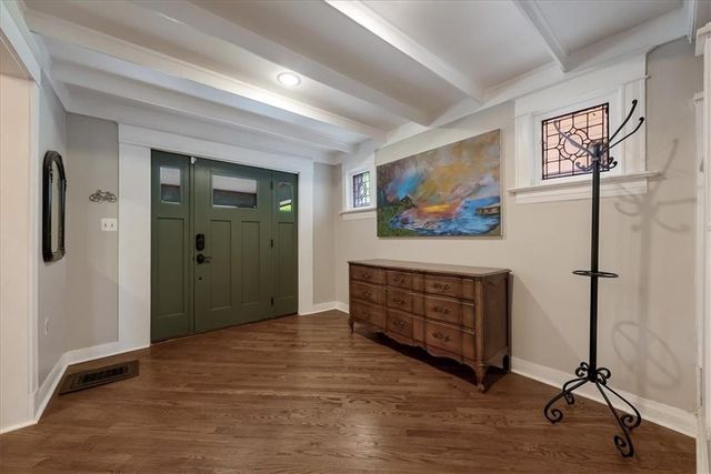 3709 Walnut Street, Kansas City, MO 64111