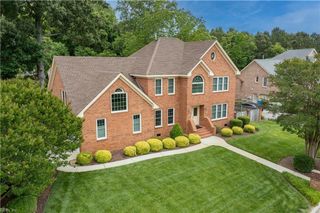 724 Firethorn RD, Chesapeake, VA 23320