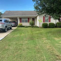 2903 Clifft Street, Paragould, AR 72450