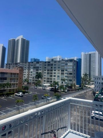 1913 S Ocean Drive 422, Hallandale Beach, FL 33009