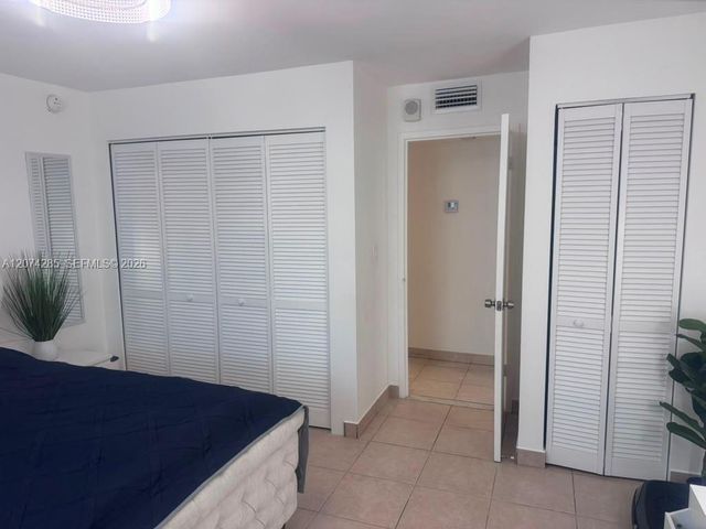 1913 S Ocean Drive 422, Hallandale Beach, FL 33009