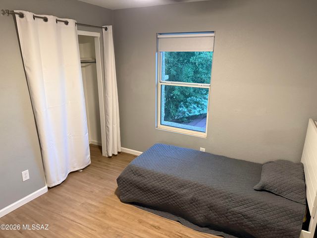 4044 E Wading Duck Court, Tucson, AZ 85712