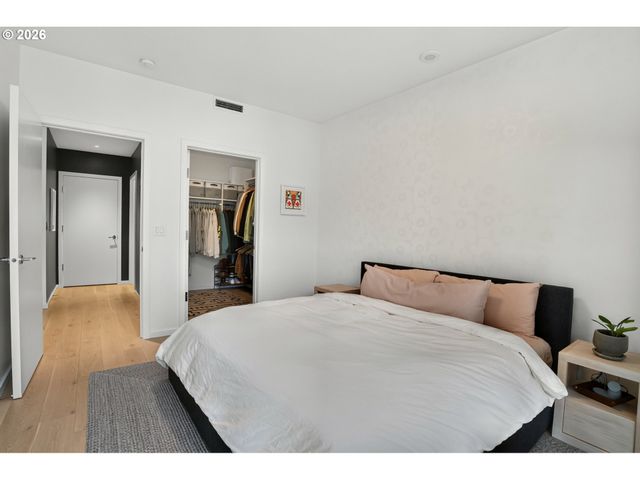 1150 Nw QUIMBY St 512, Portland, OR 97209