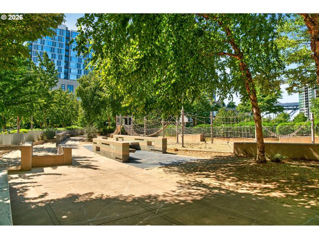 1150 Nw QUIMBY St 512, Portland, OR 97209