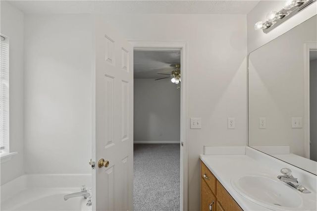 30 Hunters Trace, Covington, GA 30014